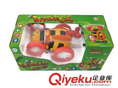 遙控類玩具 批發 蜜蜂無線遙控車  四通會翻斗特技車 帶發光音樂  兒童玩具原始圖片3