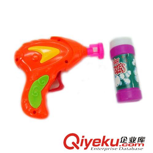 熱銷產(chǎn)品 廠家批發(fā)2013新品泡泡玩具 手動槍吸板玩具 泡泡槍塑料兒童玩具原始圖片3
