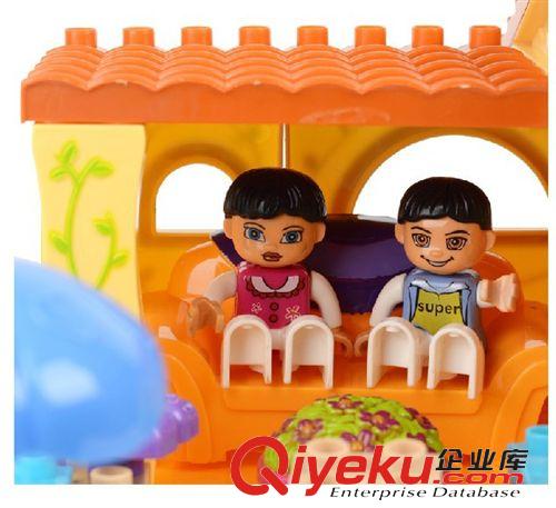 場景式積木 廠家直銷 小孩玩具兒童積木 塑料拼插積木家庭主題 益智趣味9587原始圖片2