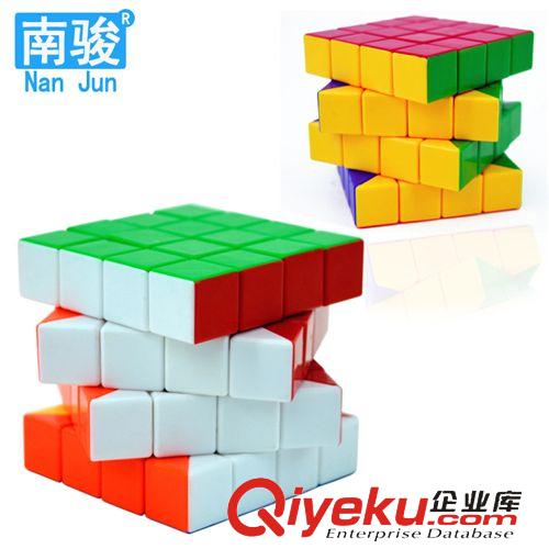 點(diǎn)盛魔方系列 點(diǎn)盛益智玩具 5.7cm一階貼紙魔方 順滑 益智玩具