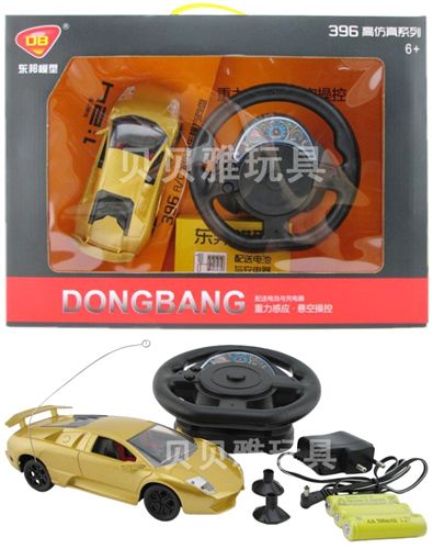 遙控車產(chǎn)品 遙控車批發(fā) 1：18方向盤四通路虎遙控賽車 燈光遙控車 8271