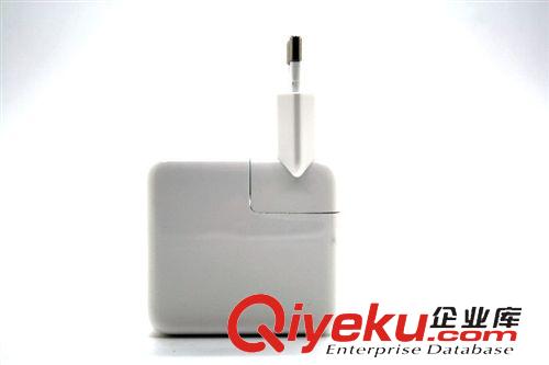 充電器 批發(fā) 多口usb充電器 智能手機充電器 英規(guī)5v2a充電頭 品牌適配器