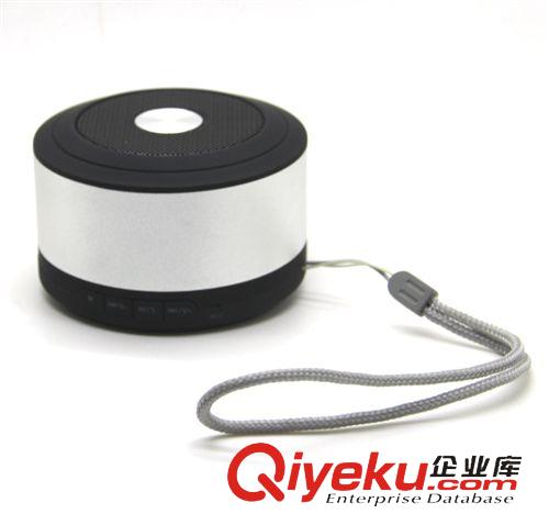 【精品推薦】 廠家直銷(xiāo) JL-600FM藍(lán)牙音響音箱 無(wú)線音響音箱 新款插卡音響原始圖片2