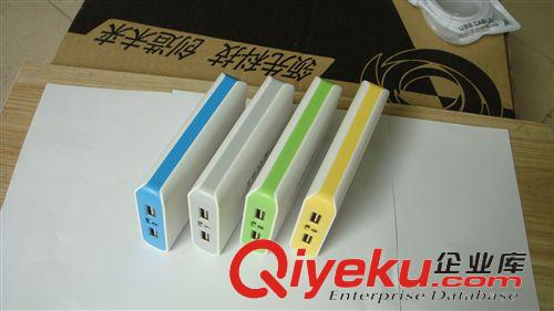 充電寶 廠家批發(fā)新款移動(dòng)電源20000毫安 小米蘋(píng)果通用手機(jī)充電寶
