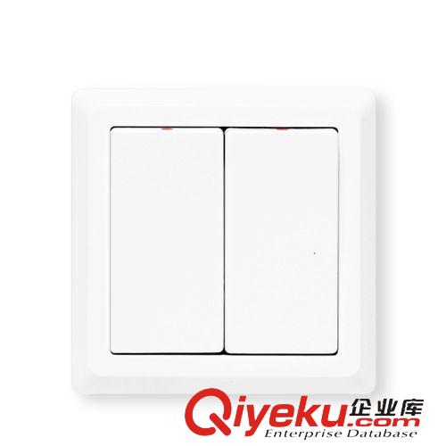 開關插座 【ABB開關】德逸系列/白色/三聯/三開/三位雙控 AE107;10072368