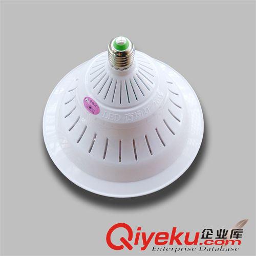 LED燈具（燈管燈盤天花燈） 廠家直銷  LED商場燈22W 超亮節(jié)能代替梅花燈  超長壽命大廳燈