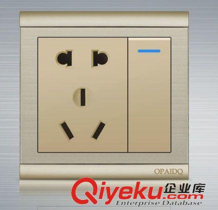 國標(biāo)開關(guān)插座 廠家供應(yīng)MK五聯(lián)明裝墻壁開關(guān) 1118面板開關(guān)