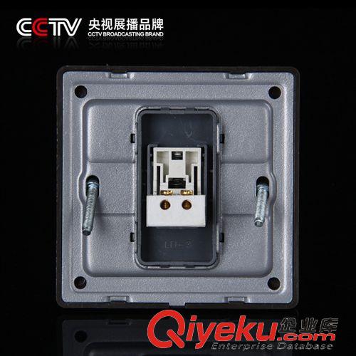 86-x8豪金系列 廠家自產(chǎn)自銷(xiāo) 墻壁開(kāi)關(guān)插座批發(fā) X8土豪金系列 電話(huà)插座原始圖片3