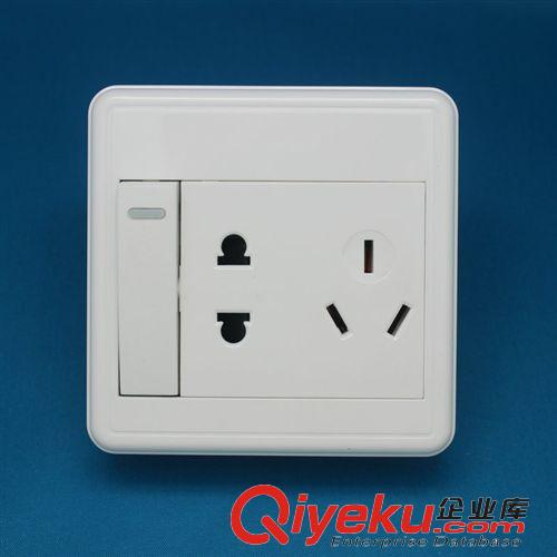 K5專利明裝系列 廠家直銷 新款開關(guān)插座 K5專利明裝一開五孔（雙控）插座原始圖片3