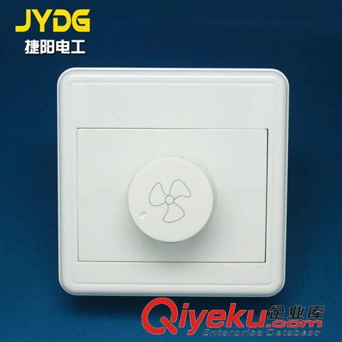 K5專利明裝系列 廠家供應(yīng) K5專利明裝一開五孔（單控） 插座 多功能開關(guān)插座