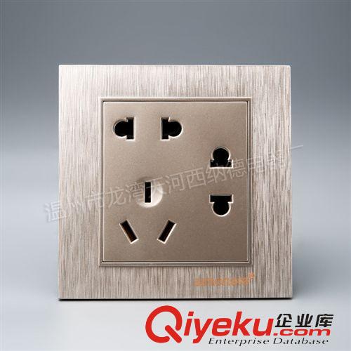 Q3香檳系列 優(yōu)品推薦 廠家熱銷 墻壁開關(guān)批發(fā) 四開雙控開關(guān) cdj供應(yīng)