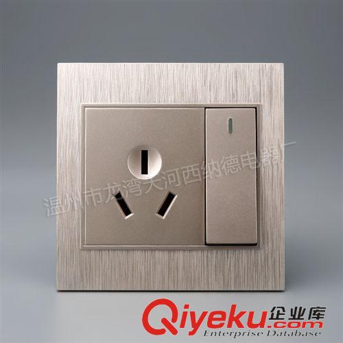 Q3香檳系列 誠(chéng)信廠家 專業(yè)批發(fā) 開(kāi)關(guān)面板 四開(kāi)單控開(kāi)關(guān) gd家用墻壁開(kāi)關(guān)