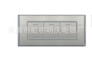 118系列墻壁開關 上民來開關插座 118型開關面板 A5 三位 三開雙控開關面板