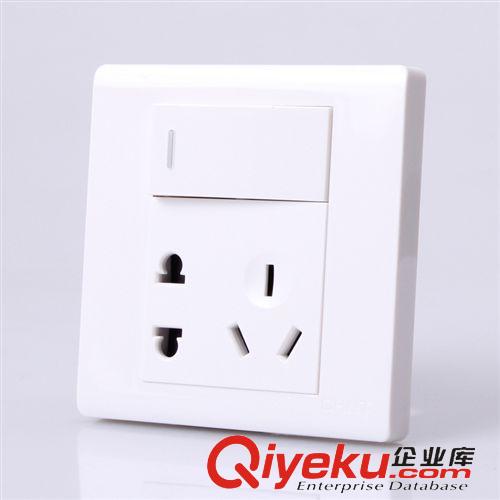 正泰7D開關(guān)插座 正泰電工 86型墻壁插座開關(guān)帶電源插座 NEW7D 一開單控五孔插座