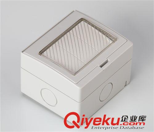 開關系列 供應三位單控防水墻壁開關 浴室防水開關 20A戶外防水按鈕開關原始圖片2