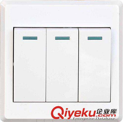L7明裝 廠家直銷 L7PC明裝墻壁開關插座 三開雙控開關面板原始圖片2