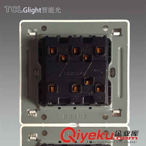 美倫山系列 TCL Glight智能光墻壁開關(guān)插座面板 86型雅白 三開雙控三聯(lián)開關(guān)