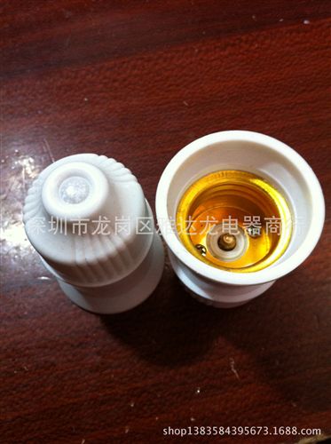 長舟螺口吊燈頭 棉湖原廠直銷膠木燈頭 E27燈頭燈座 螺口吊燈頭 懸吊燈頭量大從優(yōu)