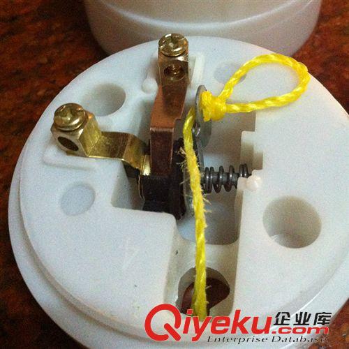 長舟拉線開關(guān) 棉湖廠家直銷批發(fā)供應(yīng) 829 乳白電玉拉線開關(guān) 墻壁開關(guān) 拉盒原始圖片3