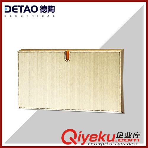 D8-118鋁拉絲系列 d8-008三位單控開關(guān) 明裝墻壁開關(guān)面板三開開關(guān)
