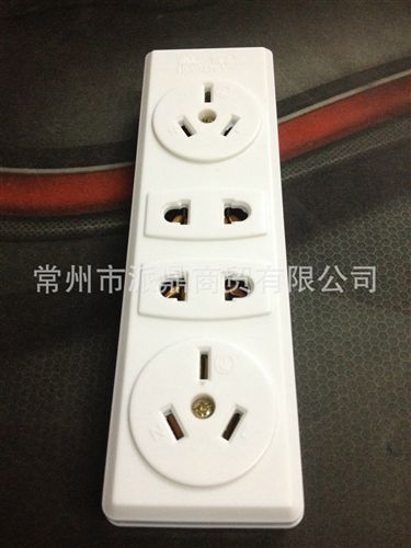 張家港獻(xiàn)寶電工系列產(chǎn)品 正品張家港獻(xiàn)寶XB523膠木無線插座 排插 接線板 拖線板 大五聯(lián) 位