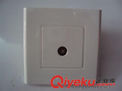 公牛開關 zp公牛開關面板插座電腦電視電話電腦一分支阻燃公牛開關插座原始圖片3