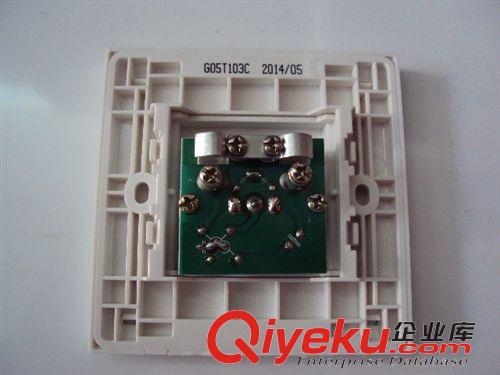 公牛開關 總代直銷86型公牛開關電視一分一插座 有線電視一分支墻壁插座原始圖片3
