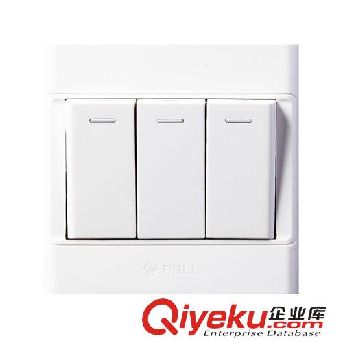公牛開關 總代直銷zp公牛墻壁開關三開雙控PC阻燃料帶夜光G05K3112Y原始圖片3