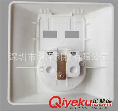 北歐USB插座 爆款 全白北歐三孔雙USB墻壁插座5V 2.1A 外規(guī)USB充電插座原始圖片2