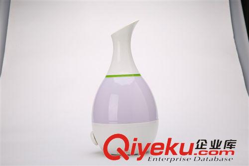 加濕器 廠家供應(yīng)卡通寶瓶波2L加濕器 空氣加濕器 家用加濕器一件代發(fā)