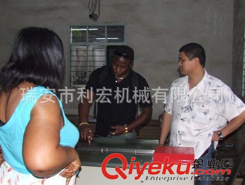 螺絲包裝機 自動檢測螺絲包裝機，可包螺絲螺母墊片，全自動螺絲包裝機原始圖片3