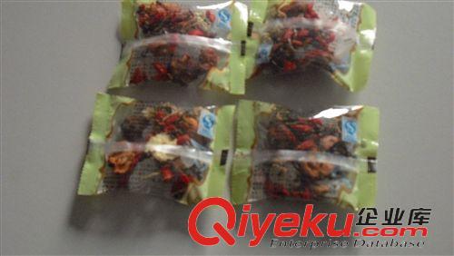 【多物料颗粒包装机】 供应QS-L300D多物料包装机 八宝茶抱住机 中药配比多功能包装机