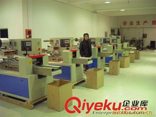 液體包裝機(jī) 廠家供應(yīng)黃豆醬油自動(dòng)計(jì)量液體包裝機(jī) 原汁醬油立式液體包裝機(jī)原始圖片2