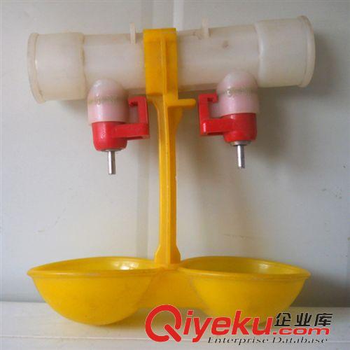 工農(nóng)業(yè)用塑料制品 供應(yīng) 優(yōu)質(zhì)禽用 鋼球雙乳頭飲食器 自動上水 廠家tj 量大從優(yōu)