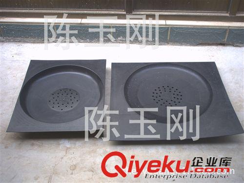 狐貍貉子用品 產(chǎn)盤/狐貉產(chǎn)盤/狐貍用品/產(chǎn)床(定做產(chǎn)品）/貉子產(chǎn)盤/養(yǎng)殖設(shè)備原始圖片3