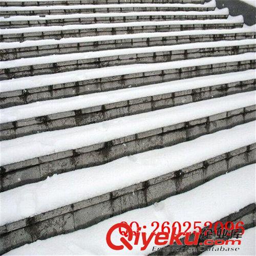 白雪粉 冰雪纷飞场景制作专用片状雪花粉 雪飘粉 仿真冰雪粉 冰霜粉批发