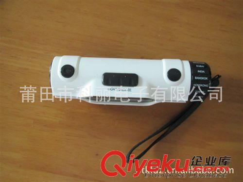 汽車鐘 12/24制功能時間 溫度具自動測溫功能旅游手電筒  汽車鐘原始圖片3