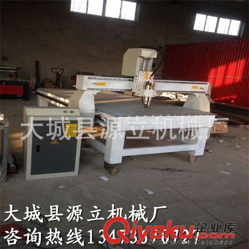廣告雕刻機(jī) 木工模具數(shù)控雕刻機(jī) 精細(xì)度高 1325型電腦數(shù)控廣告雕刻設(shè)備