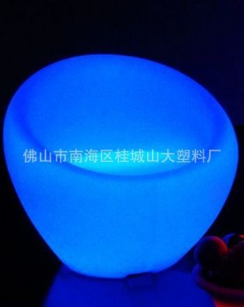 LED成品燈飾 專業(yè)供應 新款led發(fā)光高沙發(fā) LED休閑時尚沙發(fā)批發(fā)