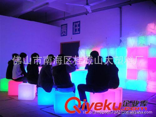 戶外燈箱，滾塑燈罩 led發光方凳 發光凳子 發光吧臺 酒吧用具 大型發光家具系列原始圖片2