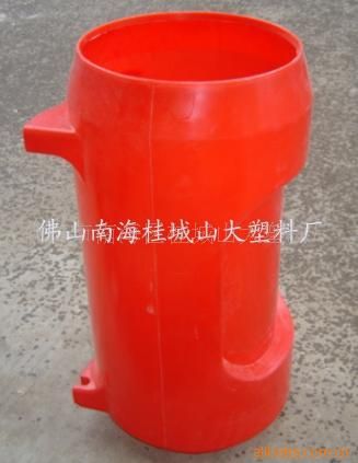 滾塑油箱，水箱 大型滾塑加工，專業(yè)滾塑制品加工 異性滾塑加工 滾塑加工工廠