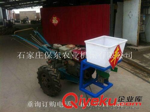 撒肥機(jī)械 手扶配套撒肥機(jī)