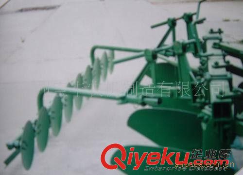 土壤耕整機(jī)械 大量供應(yīng)配套翻轉(zhuǎn)犁平地合墑器原始圖片3