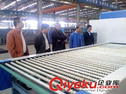 玻璃機(jī)械 山東華興供應(yīng)鋼化玻璃成套設(shè)備-出口包裝