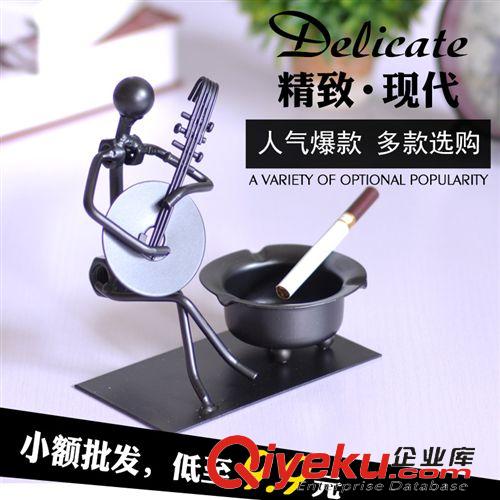 功能型擺件 鐵人煙灰缸實用小擺件復古創(chuàng)意個性小飾品喬遷新居實用禮品送男生