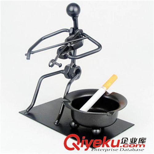 功能型擺件 鐵人煙灰缸實用小擺件復古創(chuàng)意個性小飾品喬遷新居實用禮品送男生原始圖片2