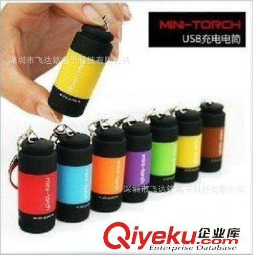 特色生活用品 【FDM4062615】廠家生產(chǎn)優(yōu)質(zhì)硅膠煙灰缸  創(chuàng)意防磨耐用材質(zhì) 創(chuàng)意