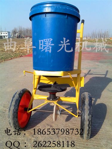 撒肥機(jī)系列 玉米地撒肥機(jī) 全自動(dòng)施肥車 小麥?zhǔn)┓蕶C(jī)