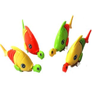 上鏈玩具系列 批發(fā)上鏈魚 邊游尾巴邊動 兒童小玩具原始圖片2