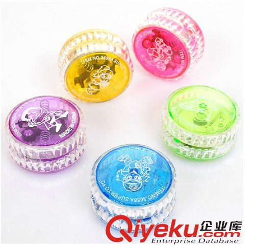 普通類玩具 廠家直銷　塑料長線　發(fā)光悠悠球　地?cái)偀徜N批發(fā)原始圖片3
